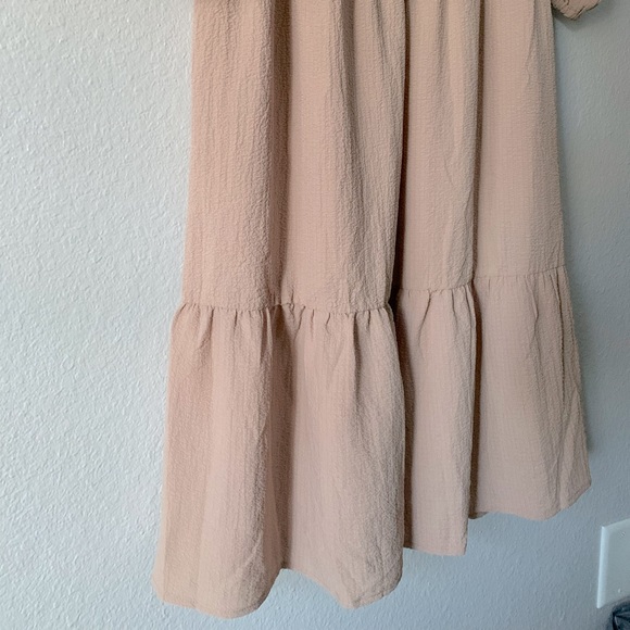 Dress - Picture 4 of 4